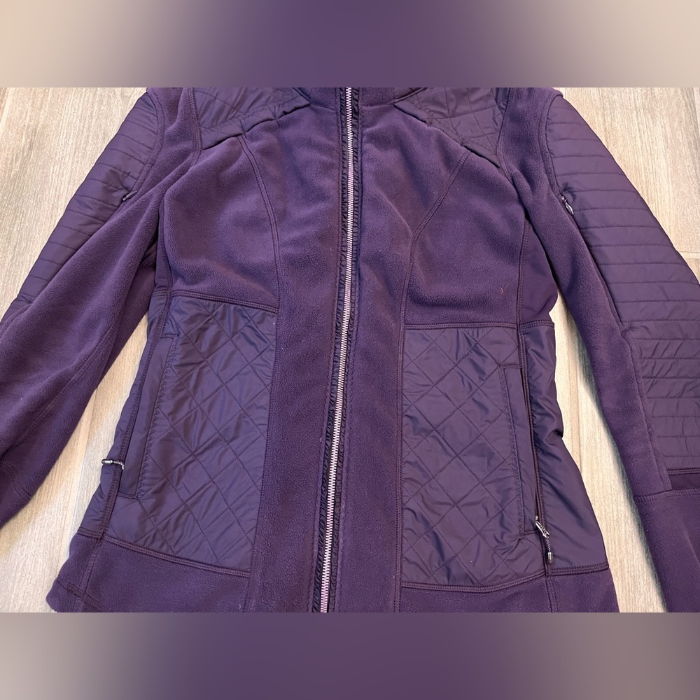 Lululemon Fleece Jacket Size 8 Plum Zip Hoodie Pockets EUC - Picture 12 of 13